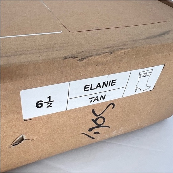 NIB Journee Collection Elanie Bootie - Picture 16 of 16